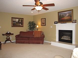 3rd image of 303 Twisted Oak Dr