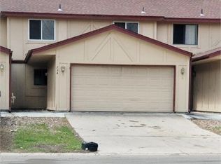 758 8th Ave S, Hopkins, MN 55343