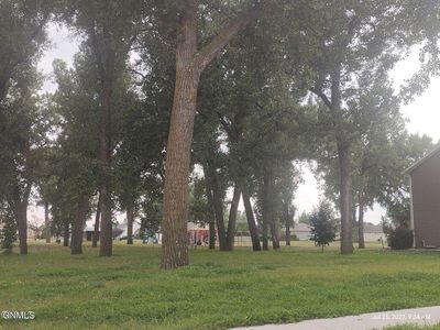 4509 S Bay Dr SE, Mandan, ND, 58554