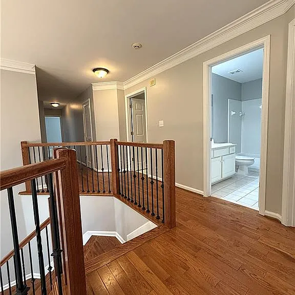 1310 Rosewood Dr — Photo 14