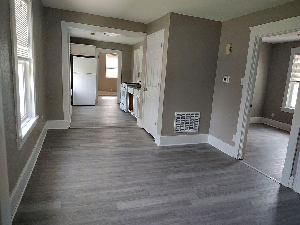 1st image of 1217 Grand Ave