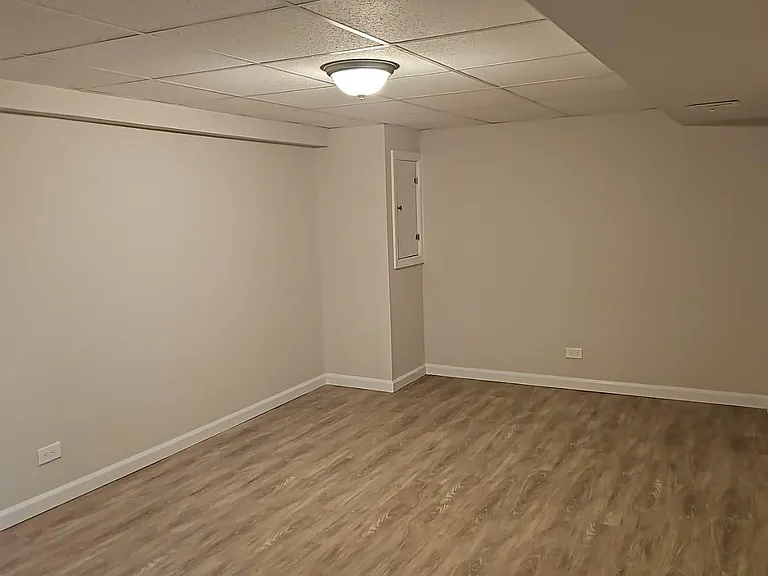 1437 Blackburn Ct — Photo 15