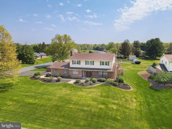 1 Valerie Dr, Bear, DE 19701