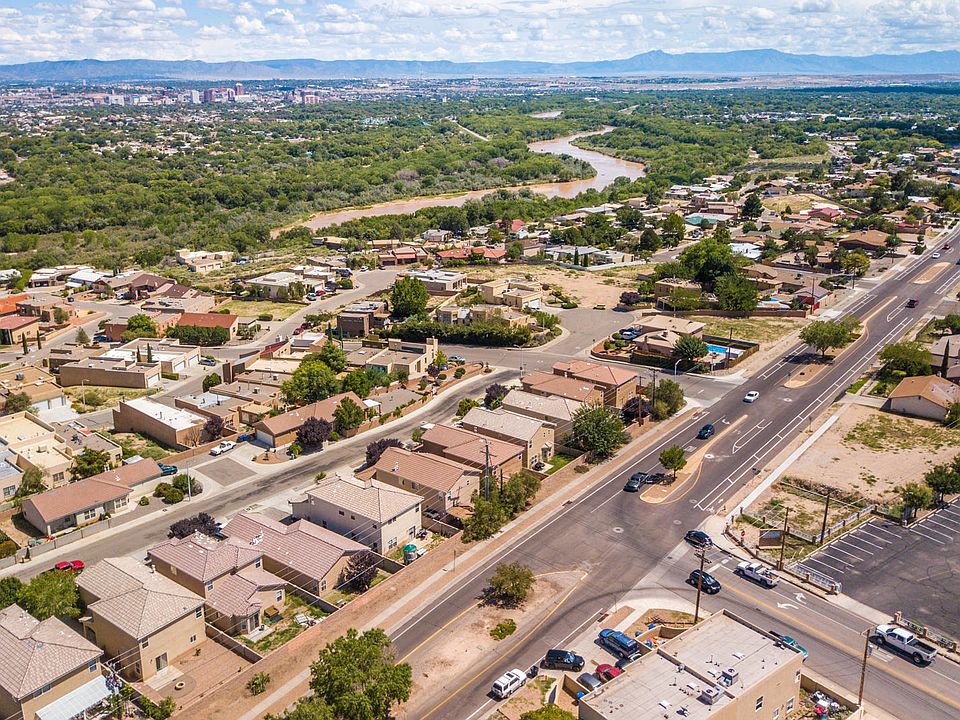 1st image of 1623 Corte Del Sol NW