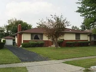 4362 E Fulton St photo 1