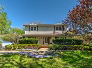 17N919 Mary Cir, Gilberts, IL 60136