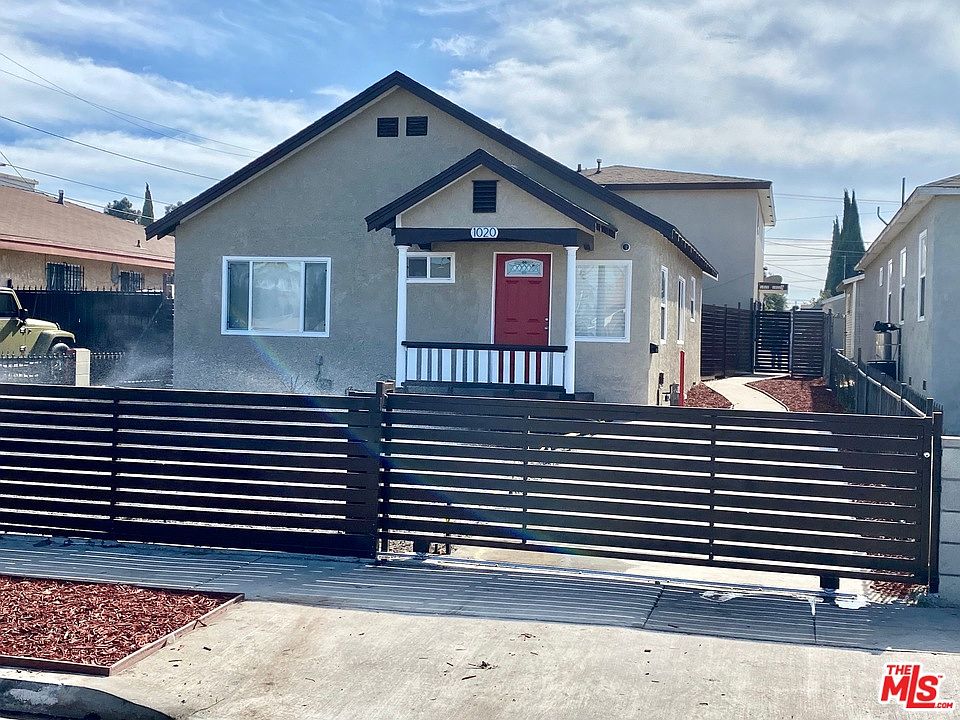 1st image of 1020 W 105th St
