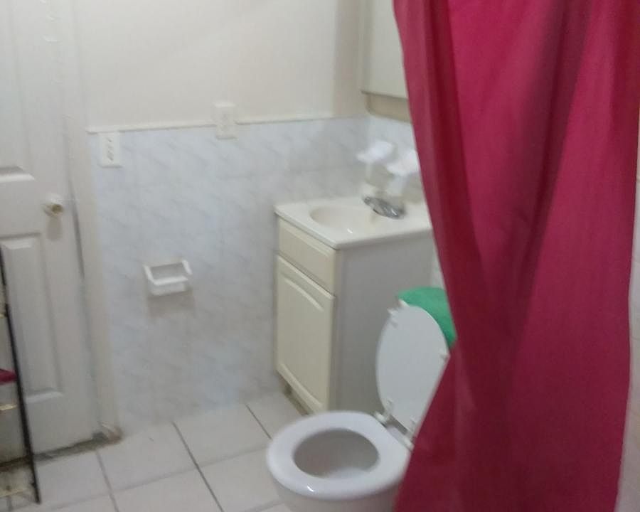 2nd image of 10413 Pinegrove St