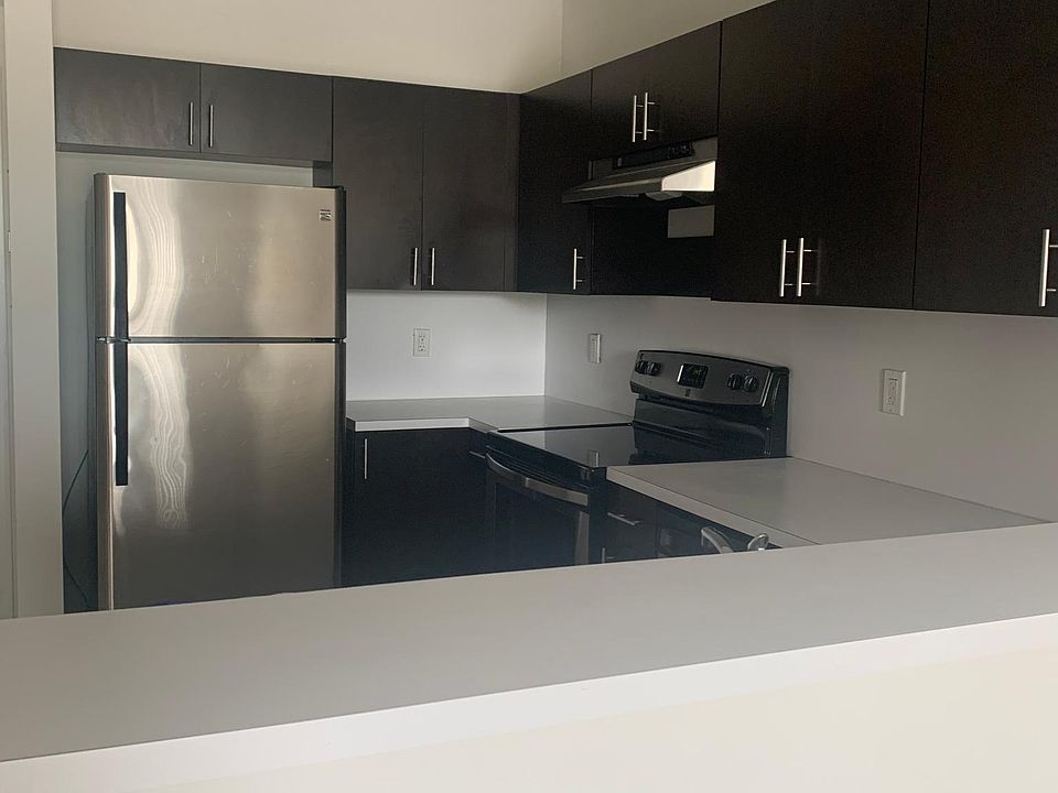 1st image of 401 SW 17th Ave APT 506