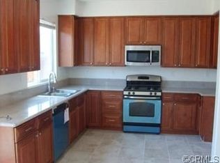 1863 Hawthorne St, San Jacinto, CA 92583