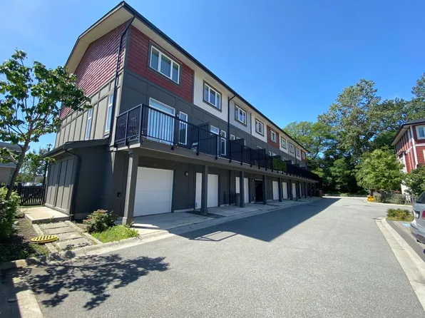 4588 Dubbert St #2, Richmond, BC V6X 0M1