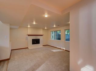 9318 NE 142nd St #2, Kirkland, WA 98034
