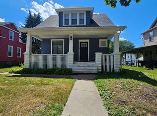1720 Davie St, Davenport, IA