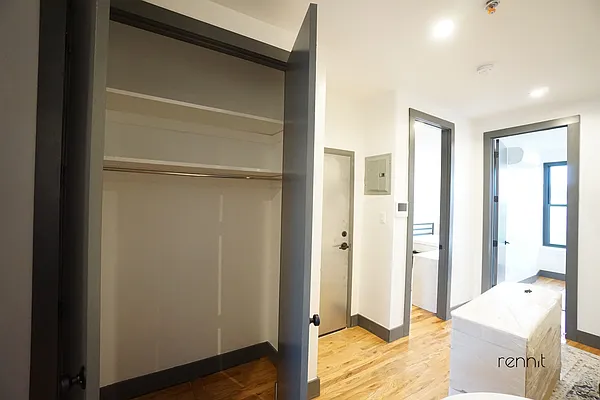 Rented by Rennit Inc. | media 15