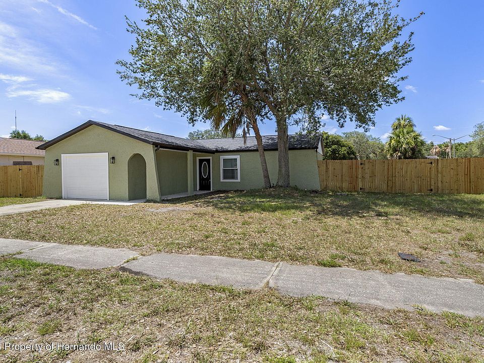 1st image of 12036 Country Cove Ave