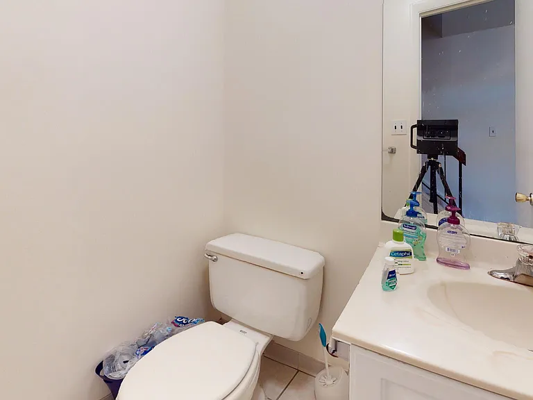 1601 S Hayes St #2 — Photo 21