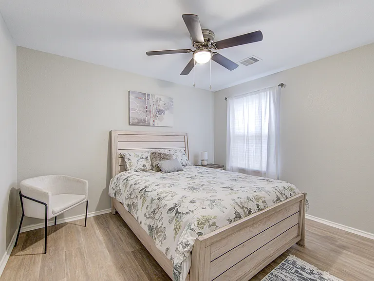 9422 Comstock Meadows Dr — Photo 20