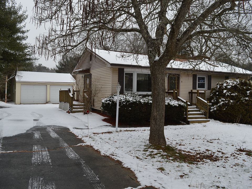 Ranch Home with 2 Car Garage