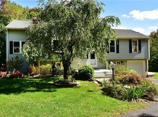 132 Ellington Ave, Ellington, CT 06029