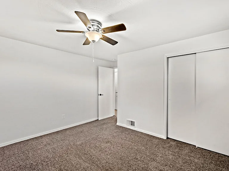 2618 Poinsettia Dr — Photo 12