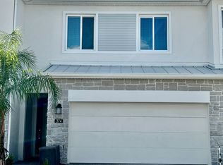 374 Bogey Dr, Davenport, FL 33896