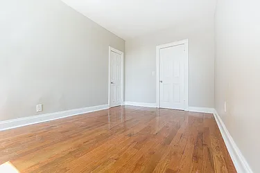 Rented by Dixon Advisory USA Inc.