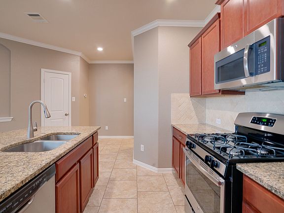 4th image of 2506 Auburn Chestnut Ln