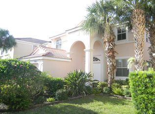 7554 Oak Grove Cir, Lake Worth, FL 33467