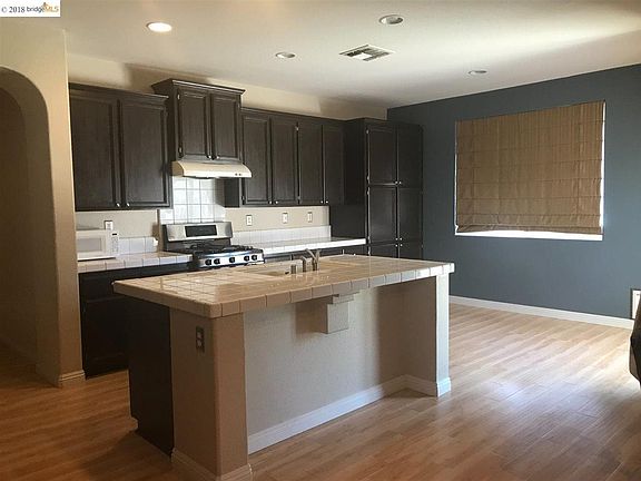 4th image of 1188 Kneebone Ct