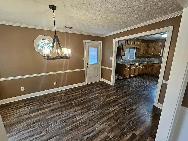 1505 Old Loganville Rd — Photo 13