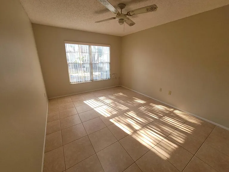 2932 Stillwell Ct — Photo 13
