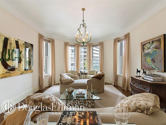 4th image of 180 W 58th St #3E