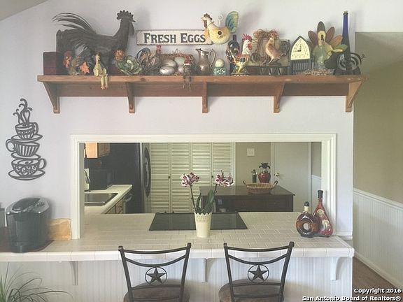 5th image of 240 Deerwood Cir