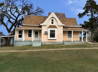 811 7th St, Pawnee, OK 74058