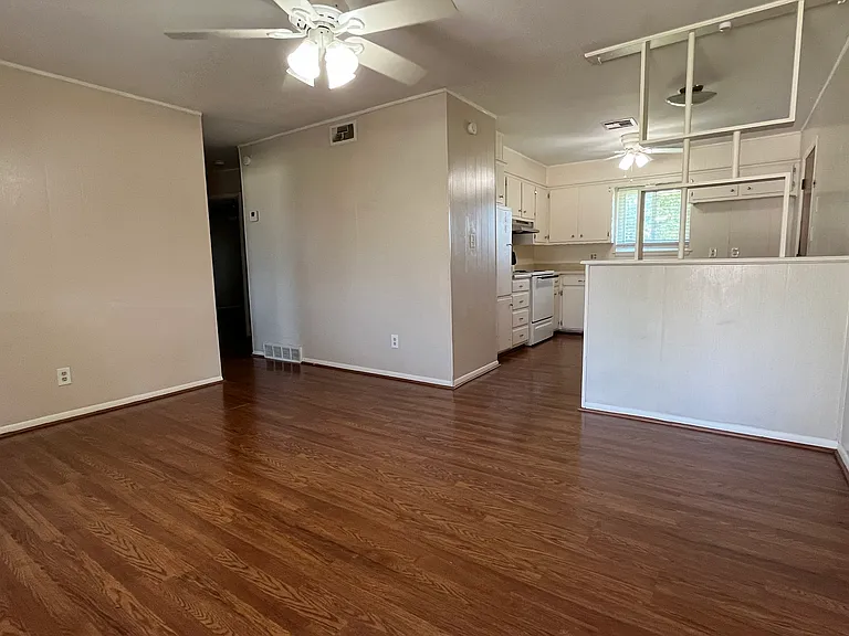 3232 Del Rd — Photo 2