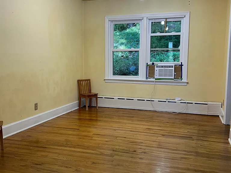 114 Maple Ave — Photo 10