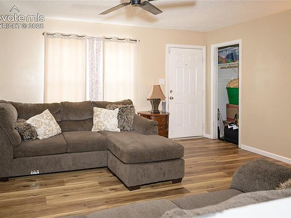 4th image of 4285 Morley Dr