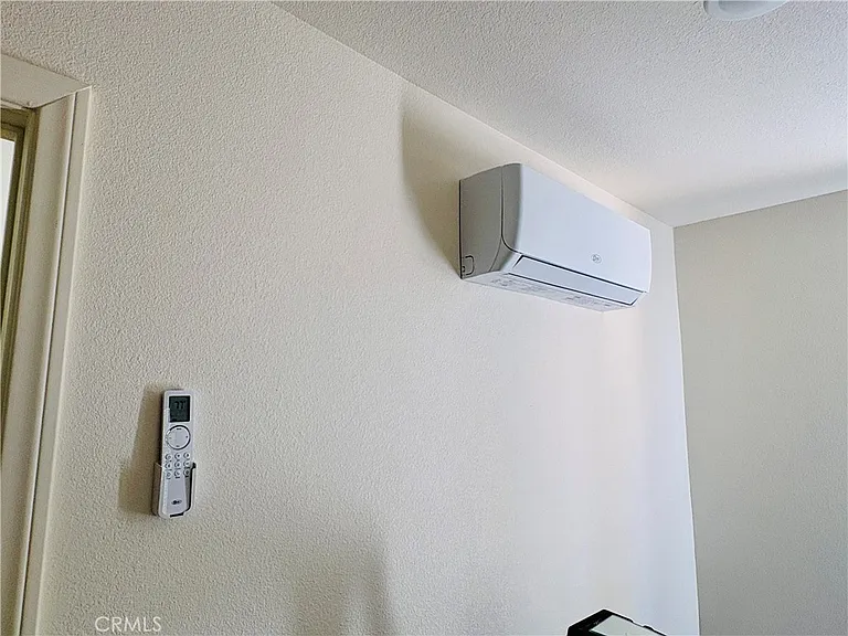134 E Cluster St #2 — Photo 16