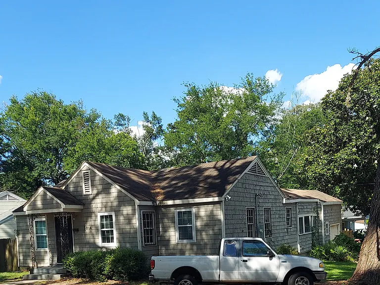 3864 Northview Dr — Photo 1
