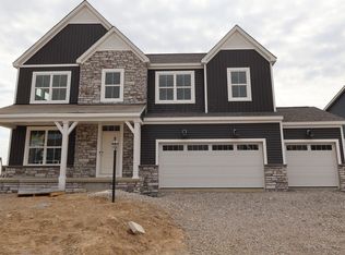 270 River Birch Dr, Galena, OH 43021