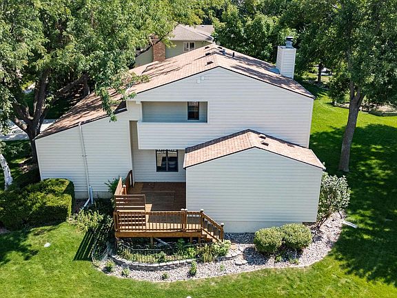 4th image of 401 E Aspen Dr