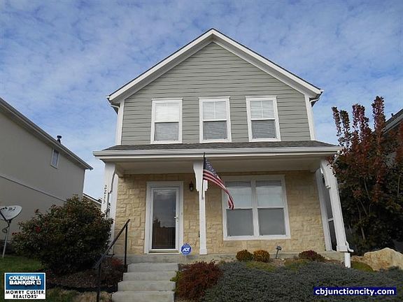 2nd image of 2213 Cinder Ct