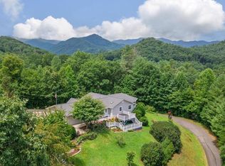 304 Indian Trl, Franklin, NC 28734