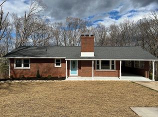210 Ramsey Rd, Hurt, VA 24563