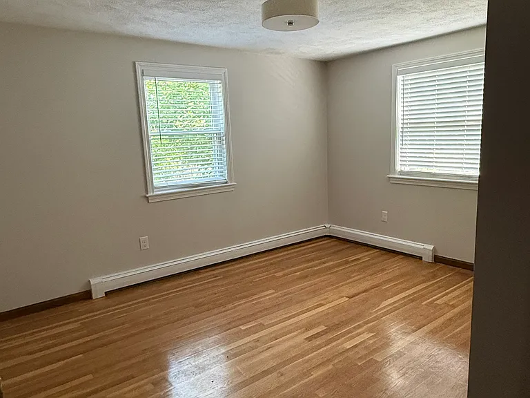 60 Summit St — Photo 12