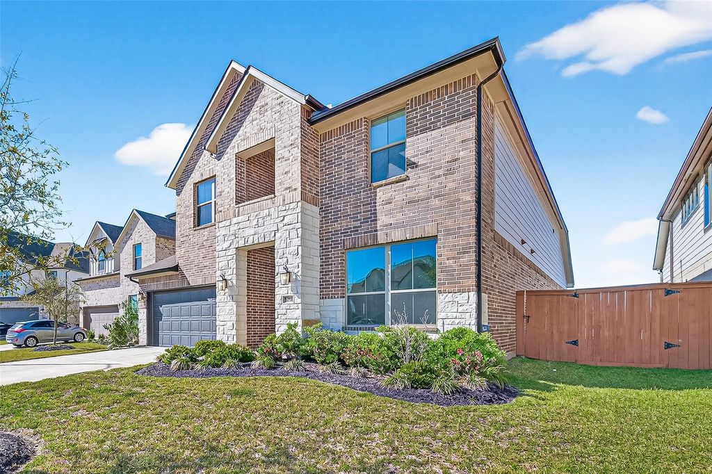 Apartment in Katy, Sunterra, Waller - View 3