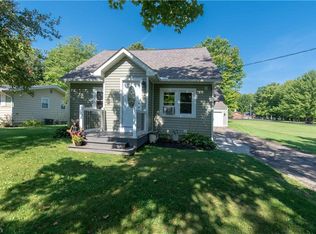 367 Wilson Mills Rd, Chardon, OH 44024