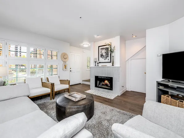 4297 Carpinteria Ave APT 14, Carpinteria, CA 93013