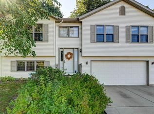 37 Kresteller Cir, Madison, WI 53719