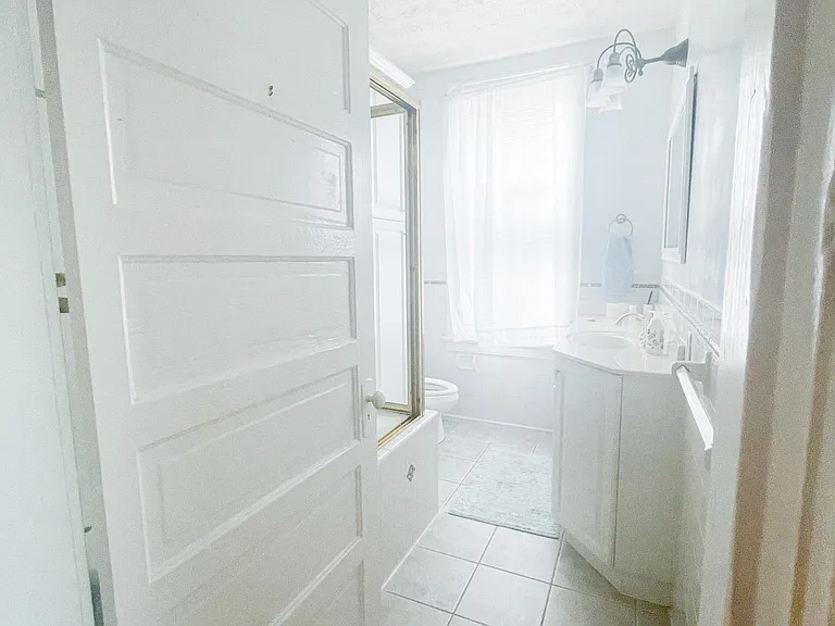205 N Stafford Ave #2 — Photo 8